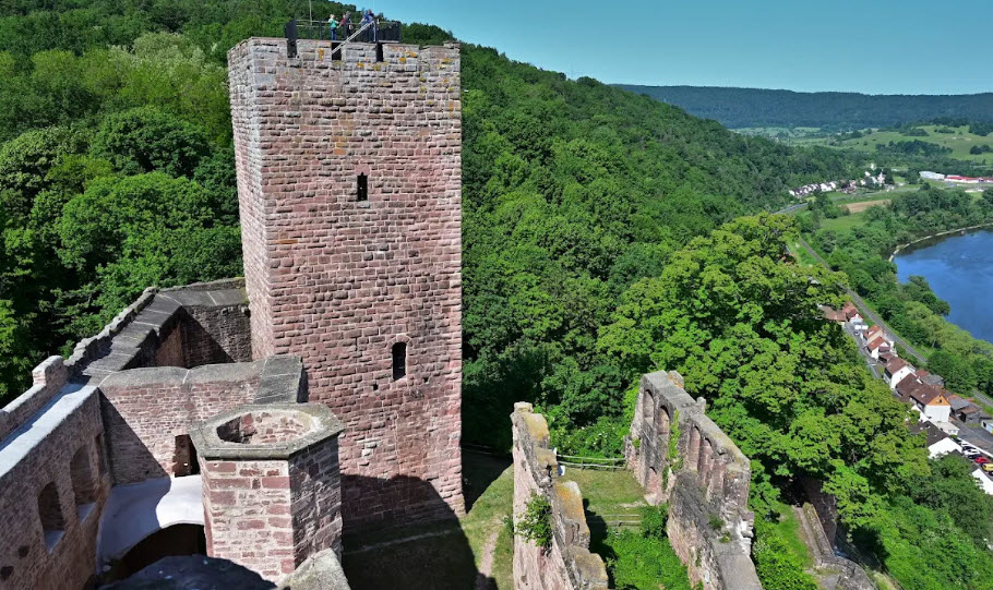 Henneburg - Stadtprozelten, Germany
